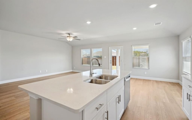 608 River Ridge Drive, Princeton, TX 75071, 4 Bedrooms Bedrooms, ,3 BathroomsBathrooms,Residential,For Sale,608 River Ridge Drive,20990867