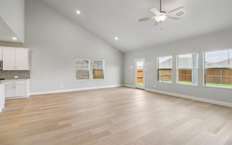 602 River Ridge Drive, Princeton, TX 75071, 5 Bedrooms Bedrooms, ,3 BathroomsBathrooms,Residential,For Sale,602 River Ridge Drive,20990898