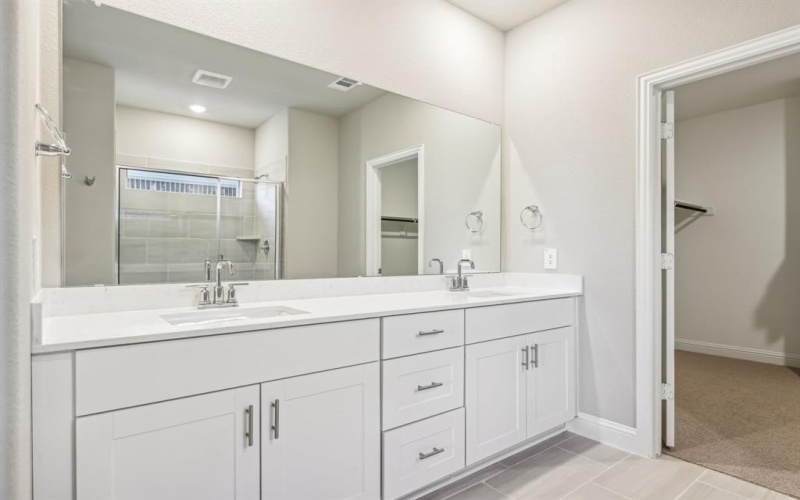 6629 Creek Edge Circle, Fort Worth, TX 76036, 5 Bedrooms Bedrooms, ,3 BathroomsBathrooms,Residential,For Sale,6629 Creek Edge Circle,20991088