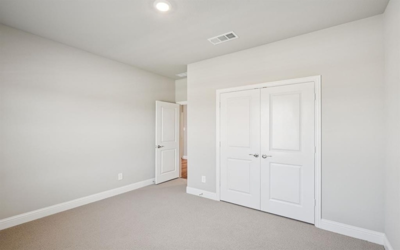 6625 Creek Edge Circle, Fort Worth, TX 76036, 5 Bedrooms Bedrooms, ,3 BathroomsBathrooms,Residential,For Sale,6625 Creek Edge Circle,0,20991095