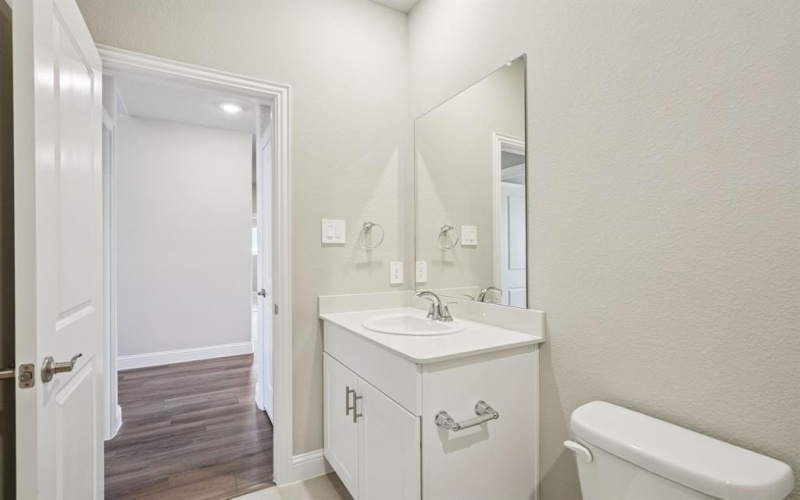 6625 Creek Edge Circle, Fort Worth, TX 76036, 5 Bedrooms Bedrooms, ,3 BathroomsBathrooms,Residential,For Sale,6625 Creek Edge Circle,0,20991095