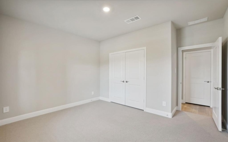6601 Creek Edge Circle, Fort Worth, TX 76036, 5 Habitaciones Habitaciones , ,3 BañosBaños,Residential,En Venta,6601 Creek Edge Circle,20992014