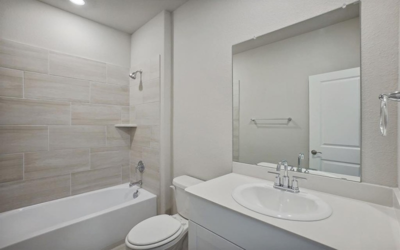 6601 Creek Edge Circle, Fort Worth, TX 76036, 5 Habitaciones Habitaciones , ,3 BañosBaños,Residential,En Venta,6601 Creek Edge Circle,20992014