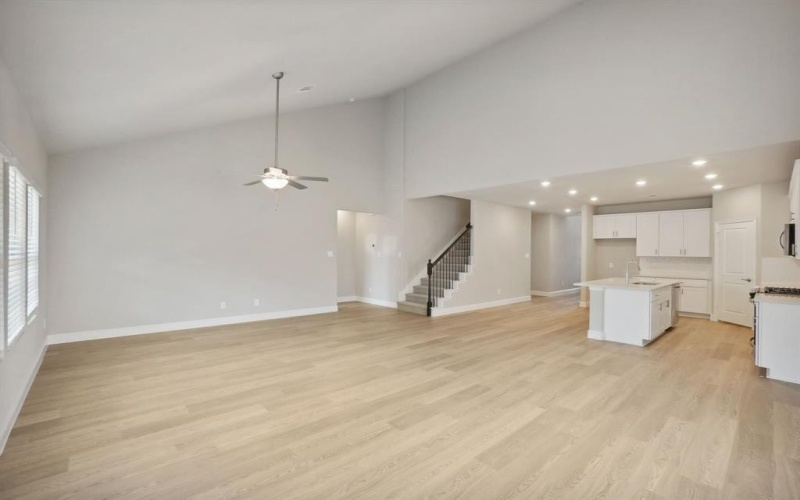 6601 Creek Edge Circle, Fort Worth, TX 76036, 5 Habitaciones Habitaciones , ,3 BañosBaños,Residential,En Venta,6601 Creek Edge Circle,20992014