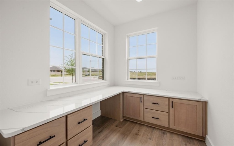 2612 Red Tailed Hawk Lane, McKinney, TX 75071, 3 Bedrooms Bedrooms, ,2 BathroomsBathrooms,Residential,For Sale,2612 Red Tailed Hawk Lane,20992286