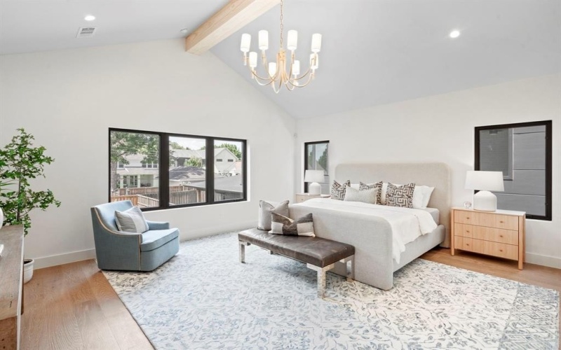 6211 Llano Avenue, Dallas, TX 75214, 4 Bedrooms Bedrooms, ,5 BathroomsBathrooms,Residential,For Sale,6211 Llano Avenue,20992314