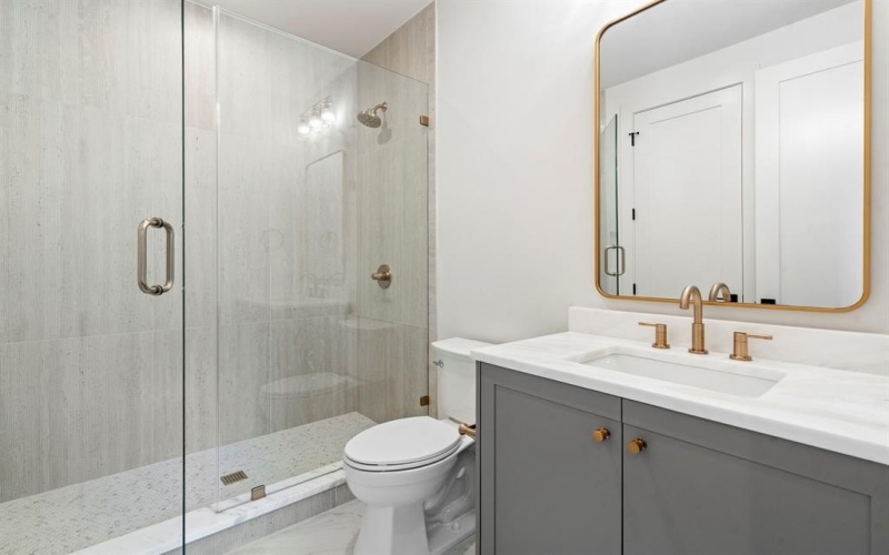 6211 Llano Avenue, Dallas, TX 75214, 4 Bedrooms Bedrooms, ,5 BathroomsBathrooms,Residential,For Sale,6211 Llano Avenue,20992314