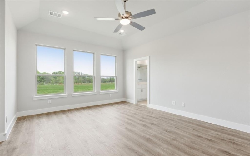 136 Swan Lake Drive, Waxahachie, TX 75165, 4 Bedrooms Bedrooms, ,3 BathroomsBathrooms,Residential,For Sale,136 Swan Lake Drive,20992962