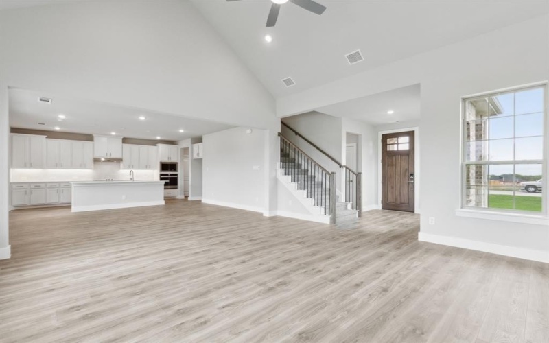 136 Swan Lake Drive, Waxahachie, TX 75165, 4 Bedrooms Bedrooms, ,3 BathroomsBathrooms,Residential,For Sale,136 Swan Lake Drive,20992962