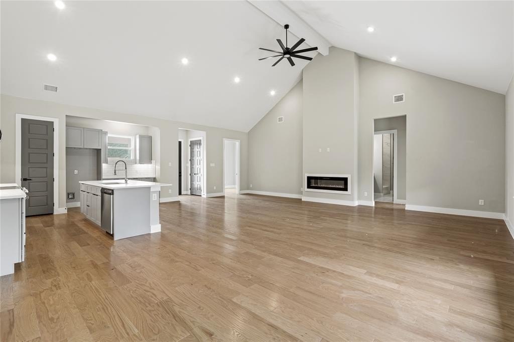 23116 Greenbriar Drive, Whitney, TX 76692, 3 Bedrooms Bedrooms, ,2 BathroomsBathrooms,Residential,For Sale,23116 Greenbriar Drive,0,20993021