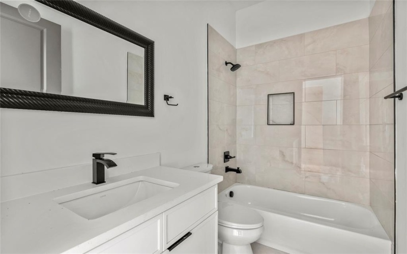 34010 Stonewood Drive, Whitney, TX 76692, 3 Bedrooms Bedrooms, ,2 BathroomsBathrooms,Residential,For Sale,34010 Stonewood Drive,20993134