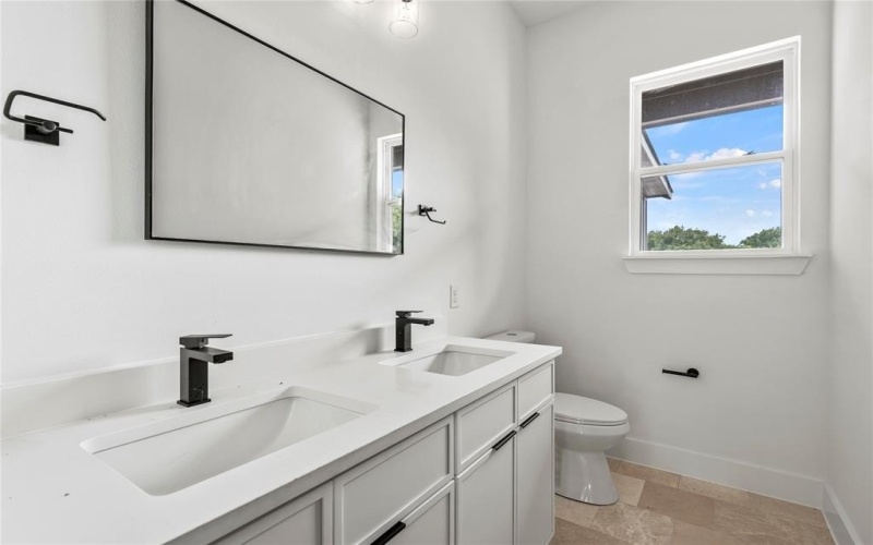 34010 Stonewood Drive, Whitney, TX 76692, 3 Bedrooms Bedrooms, ,2 BathroomsBathrooms,Residential,For Sale,34010 Stonewood Drive,20993134