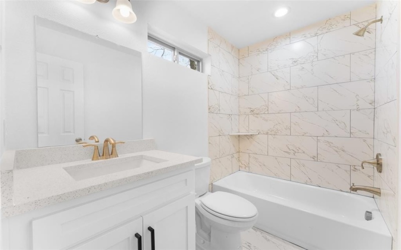 4418 Canal Street, Dallas, TX 75210, 3 Bedrooms Bedrooms, ,2 BathroomsBathrooms,Residential,For Sale,4418 Canal Street,20993157