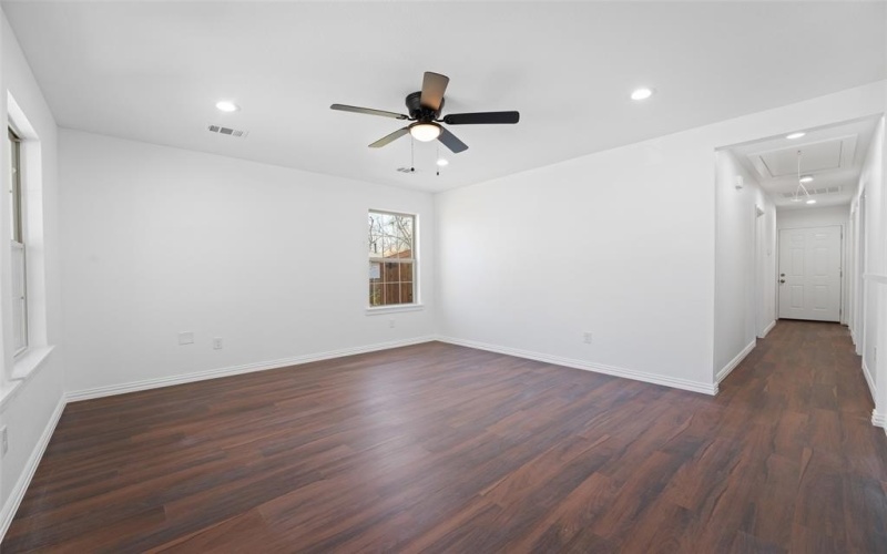 4418 Canal Street, Dallas, TX 75210, 3 Bedrooms Bedrooms, ,2 BathroomsBathrooms,Residential,For Sale,4418 Canal Street,20993157