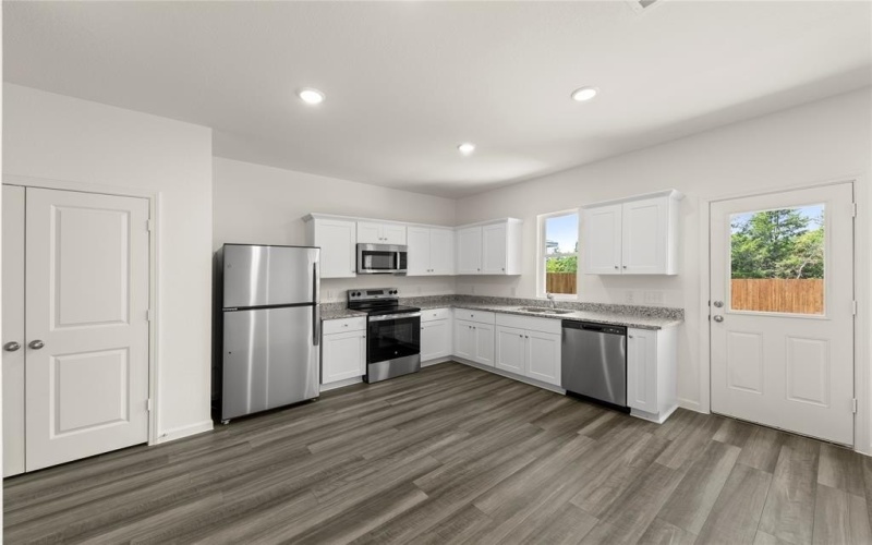 2107 Burnwood Street, Melissa, TX 75454, 3 Bedrooms Bedrooms, ,2 BathroomsBathrooms,Residential,For Sale,2107 Burnwood Street,0,20993647