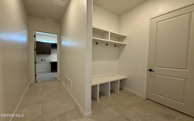 320 Roper Lane, Clint, TX 79836, 4 Habitaciones Habitaciones , ,3 BañosBaños,Residential,En Venta,320 Roper Lane,0,884293