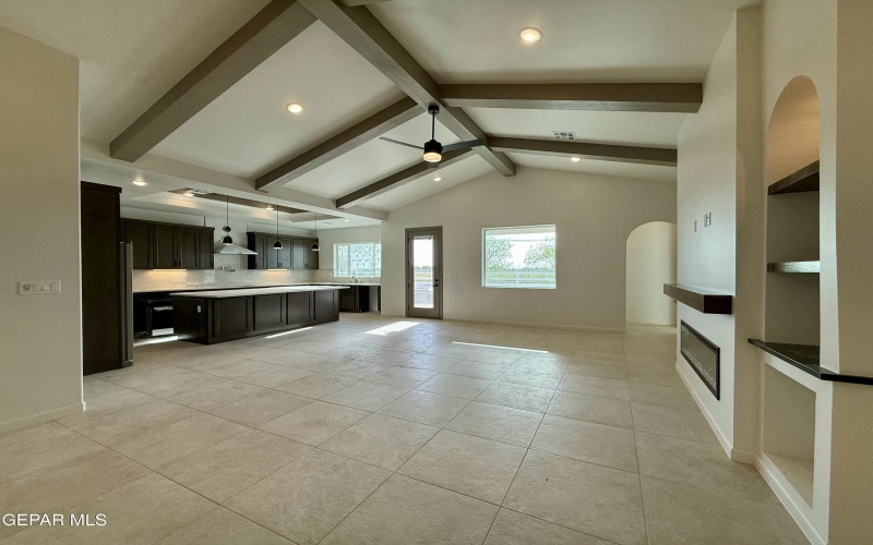 320 Roper Lane, Clint, TX 79836, 4 Habitaciones Habitaciones , ,3 BañosBaños,Residential,En Venta,320 Roper Lane,0,884293