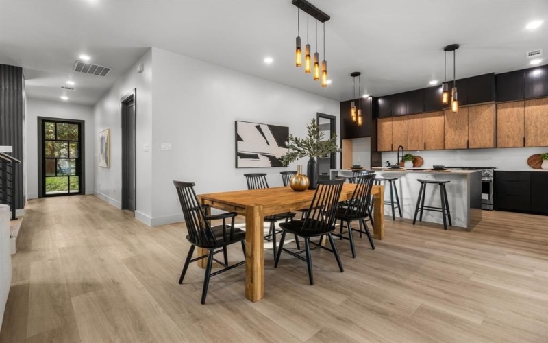 912 Brookwood, Dallas, TX 75224, 4 Bedrooms Bedrooms, ,3 BathroomsBathrooms,Residential,For Sale,912 Brookwood,20993797