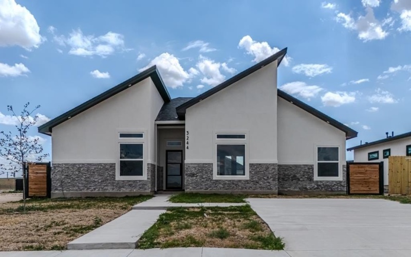 3244 Ethel, Eagle Pass, TX 78852, 3 Bedrooms Bedrooms, ,2 BathroomsBathrooms,Residential,For Sale,3244 Ethel,81246