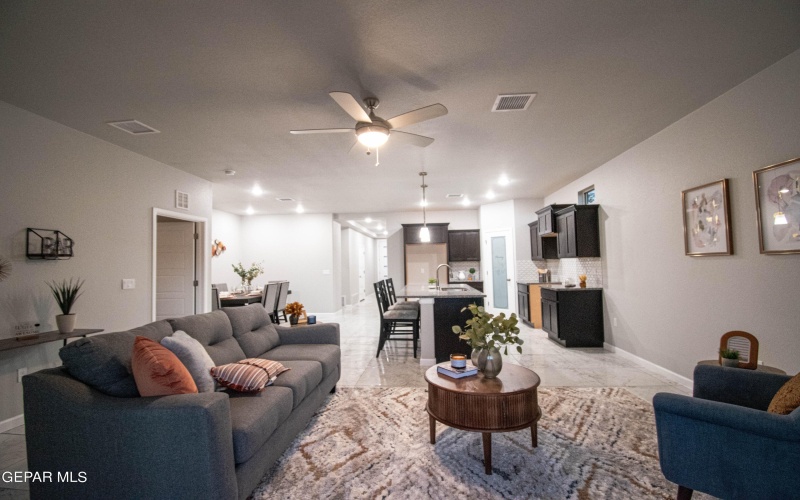12777 Viendo Norte Drive, El Paso, TX 79934, 3 Bedrooms Bedrooms, ,2 BathroomsBathrooms,Residential,For Sale,12777 Viendo Norte Drive,894076