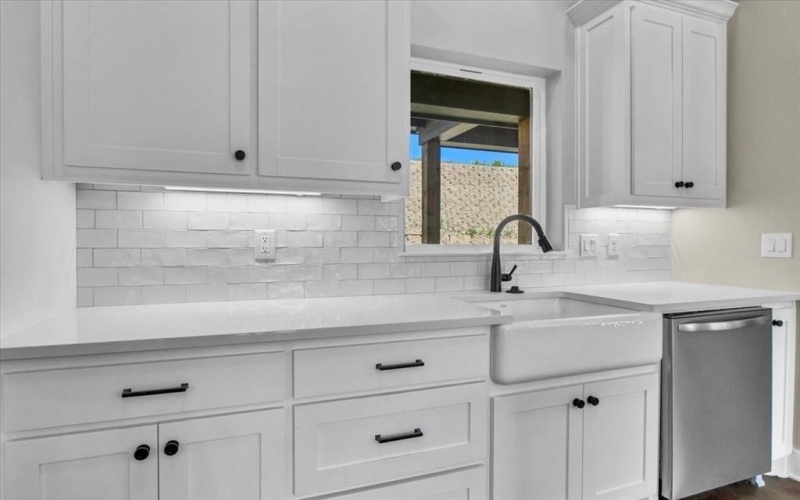 1001 Mallard Drive, Lindale, TX 75771, 4 Bedrooms Bedrooms, ,2 BathroomsBathrooms,Residential,For Sale,1001 Mallard Drive,20994076