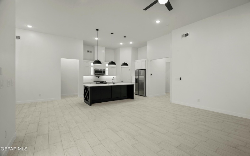 846 Harpendem Drive, El Paso, TX 79928, 3 Bedrooms Bedrooms, ,2 BathroomsBathrooms,Residential,For Sale,846 Harpendem Drive,894248