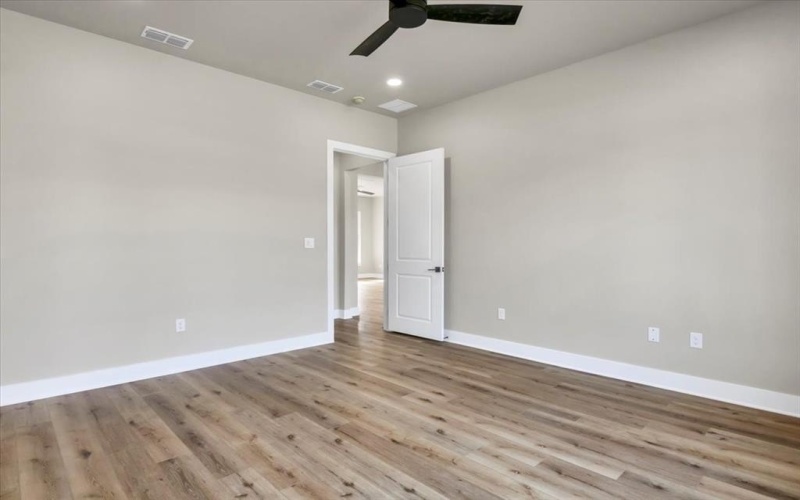 997 Mallard Drive, Lindale, TX 75771, 4 Habitaciones Habitaciones , ,2 BañosBaños,Residential,En Venta,997 Mallard Drive,20994133