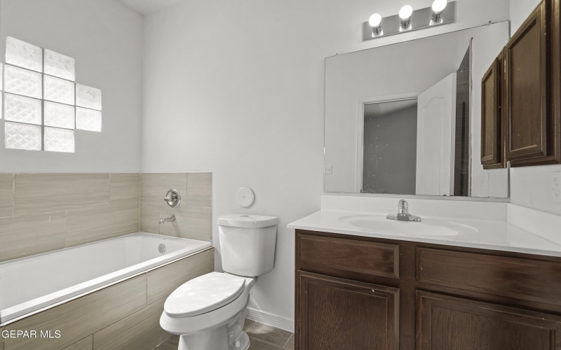 13864 Paseo Alegre Avenue, El Paso, TX 79928, 3 Habitaciones Habitaciones , ,2 BañosBaños,Residential,En Venta,13864 Paseo Alegre Avenue,894637
