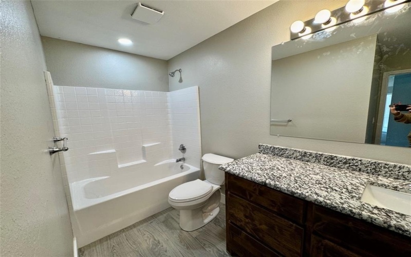 1114 Sanders Street, Bowie, TX 76230, 3 Habitaciones Habitaciones , ,2 BañosBaños,Residential,En Venta,1114 Sanders Street,0,20994284