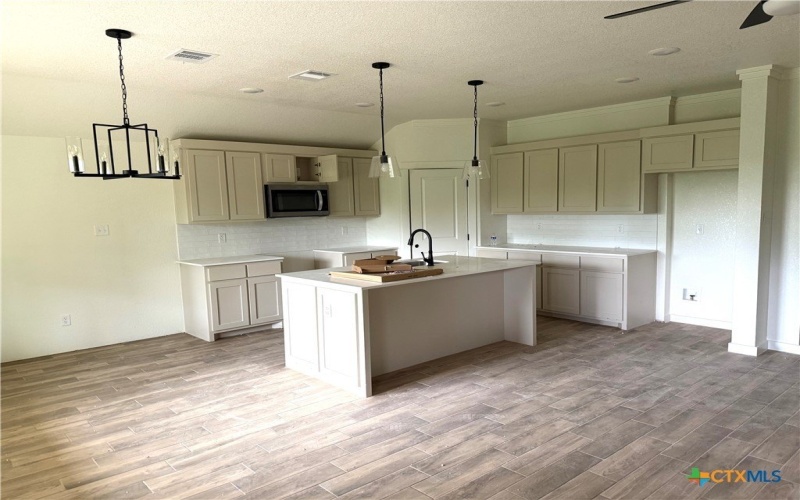 3722 Oglala Trail, Temple, TX 76502, 4 Bedrooms Bedrooms, ,2 BathroomsBathrooms,Residential,For Sale,3722 Oglala Trail,585940