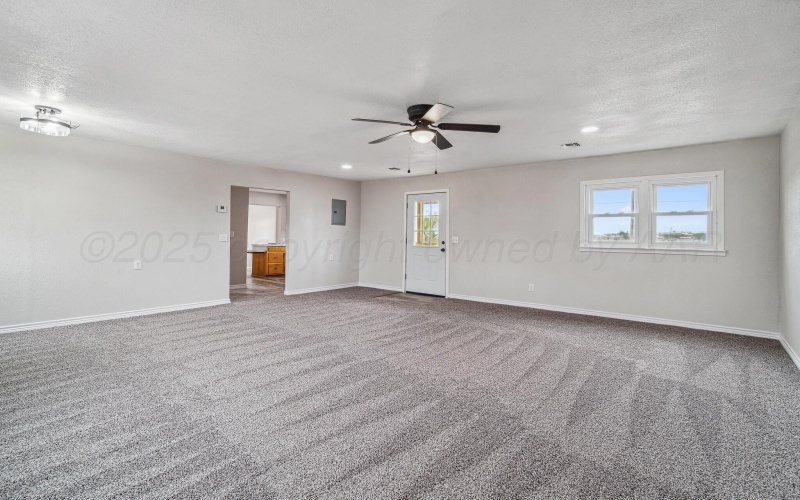 517 Whittier Street, Hereford, TX 79045, 4 Bedrooms Bedrooms, ,2 BathroomsBathrooms,Residential,For Sale,517 Whittier Street,25-6139