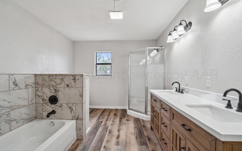 517 Whittier Street, Hereford, TX 79045, 4 Bedrooms Bedrooms, ,2 BathroomsBathrooms,Residential,For Sale,517 Whittier Street,25-6139
