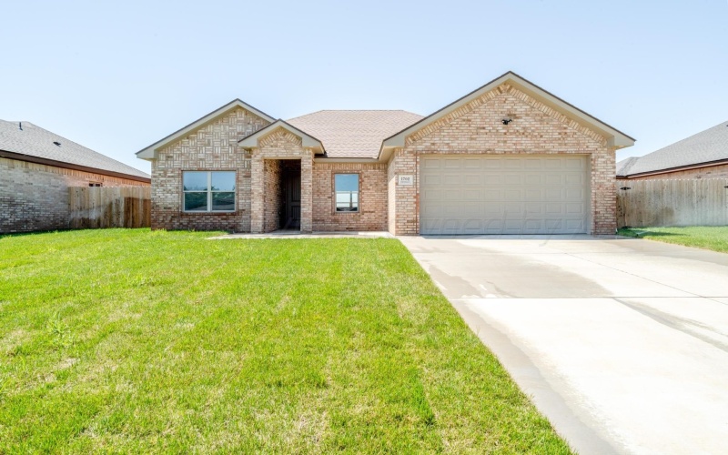 1702 Northridge Street, Dumas, TX 79029, 3 Bedrooms Bedrooms, ,1 BathroomBathrooms,Residential,For Sale,1702 Northridge Street,25-6154