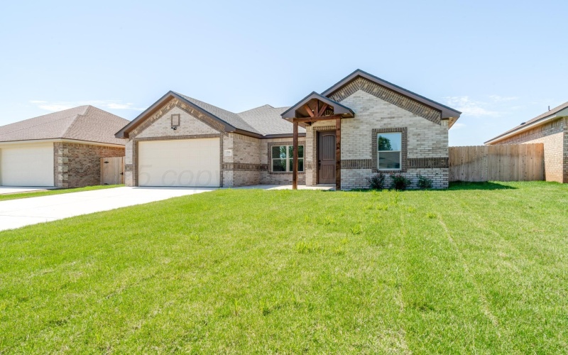 1706 Northridge Street, Dumas, TX 79029, 3 Bedrooms Bedrooms, ,1 BathroomBathrooms,Residential,For Sale,1706 Northridge Street,25-6155