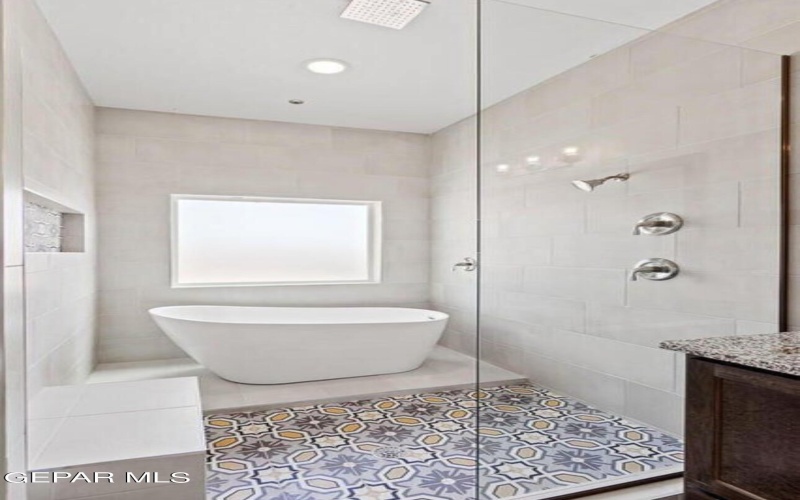 157 White Oaks Trail, Sunland Park, NM 88063, 5 Habitaciones Habitaciones , ,3 BañosBaños,Residential,En Venta,157 White Oaks Trail,905410