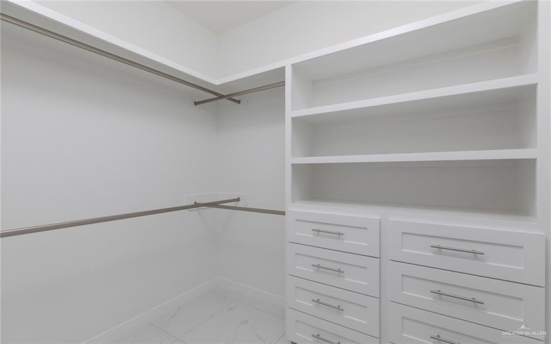 1910 Sunset Drive, Mission, TX 78572, 3 Habitaciones Habitaciones , ,2 BañosBaños,Residential,En Venta,1910 Sunset Drive,475586