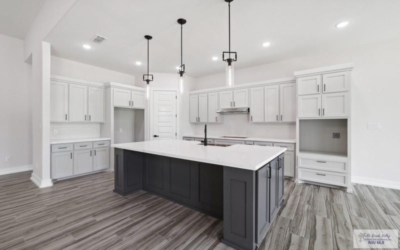 3706 MATTIE LN, HARLINGEN, TX 78550, 4 Bedrooms Bedrooms, ,2 BathroomsBathrooms,Residential,For Sale,3706 MATTIE LN,29766672