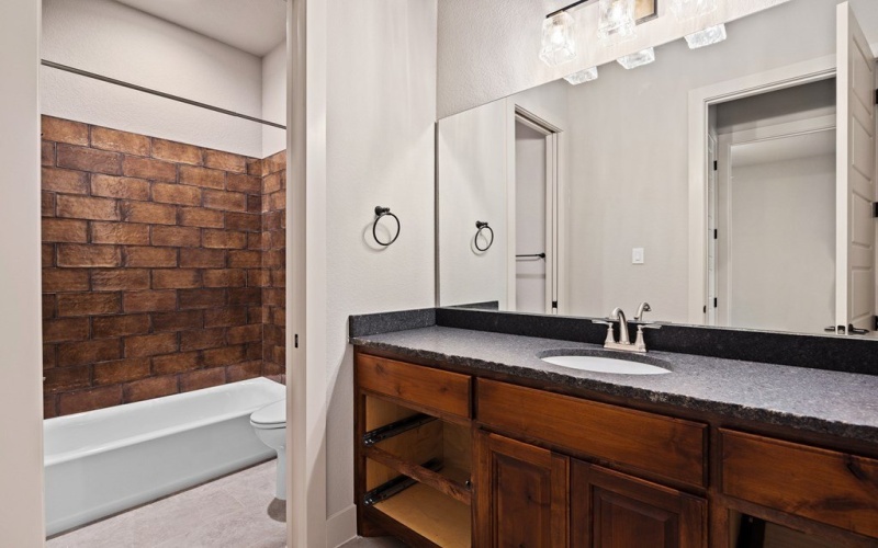 3200- #3 Pinnacle Club Dr, Kerrville, TX 78028, 3 Habitaciones Habitaciones , ,3 BañosBaños,Residential,En Venta,3200- #3 Pinnacle Club Dr,119780