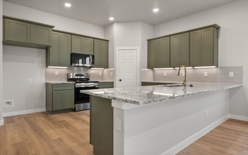 7002 14th Street, Lubbock, TX 79416, 3 Bedrooms Bedrooms, ,2 BathroomsBathrooms,Residential,For Sale,7002 14th Street,202557505