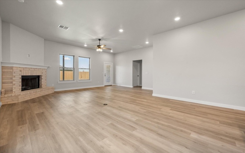 7002 14th Street, Lubbock, TX 79416, 3 Bedrooms Bedrooms, ,2 BathroomsBathrooms,Residential,For Sale,7002 14th Street,202557505