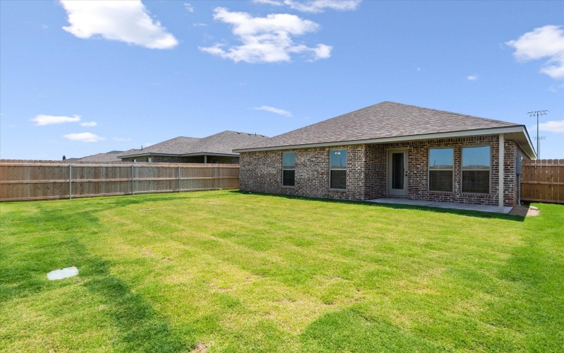 7034 8th Street, Lubbock, TX 79416, 3 Bedrooms Bedrooms, ,2 BathroomsBathrooms,Residential,For Sale,7034 8th Street,202557506