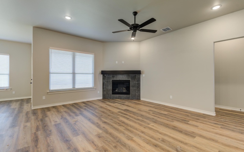 2811 133rd Street, Lubbock, TX 79423, 4 Habitaciones Habitaciones , ,3 BañosBaños,Residential,En Venta,2811 133rd Street,202557509