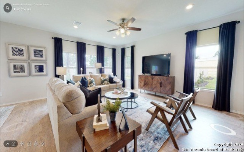 721 Canyon View, Seguin, TX 78155, 4 Habitaciones Habitaciones , ,2 BañosBaños,Residential,En Venta,721 Canyon View,1831261