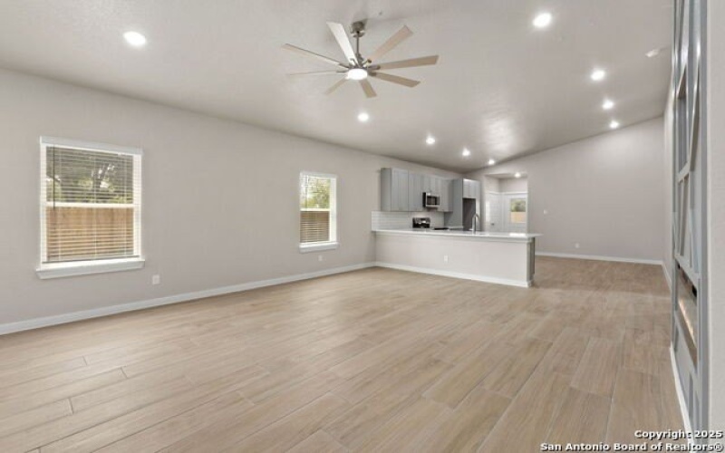15227 Rosa Trl, San Antonio, TX 78253, 3 Habitaciones Habitaciones , ,2 BañosBaños,Residential,En Venta,15227 Rosa Trl,1849454
