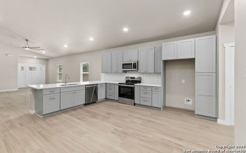 15227 Rosa Trl, San Antonio, TX 78253, 3 Habitaciones Habitaciones , ,2 BañosBaños,Residential,En Venta,15227 Rosa Trl,1849454