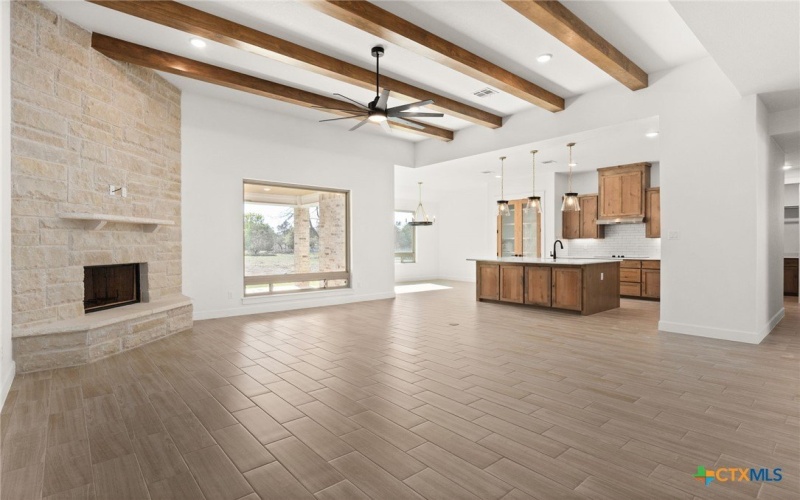 949 County Road 3152, Kempner, TX 76539, 4 Habitaciones Habitaciones , ,3 BañosBaños,Residential,En Venta,949 County Road 3152,0,585963