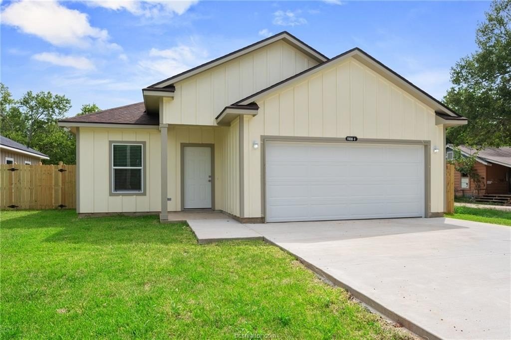 1108 Richard Street #A, Bryan, TX 77803, 3 Habitaciones Habitaciones , ,2 BañosBaños,Residential,En Venta,1108 Richard Street,25007546