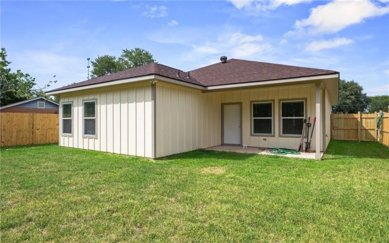 1108 Richard Street #A, Bryan, TX 77803, 3 Habitaciones Habitaciones , ,2 BañosBaños,Residential,En Venta,1108 Richard Street,25007546