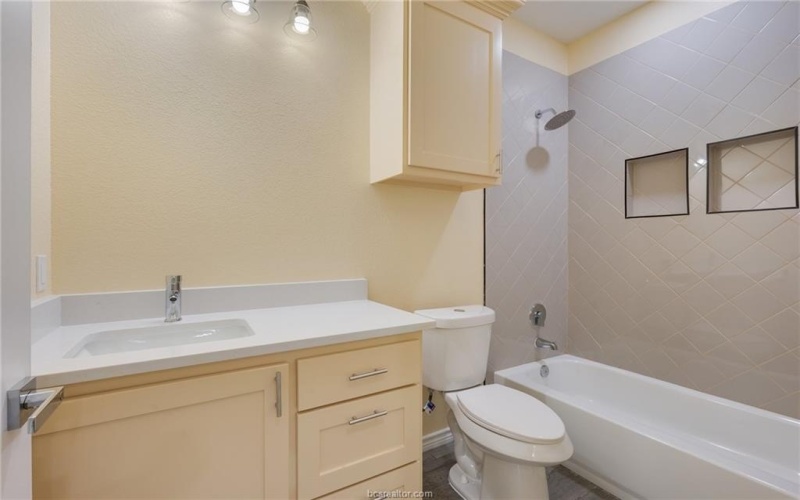 1108 Richard Street #A, Bryan, TX 77803, 3 Habitaciones Habitaciones , ,2 BañosBaños,Residential,En Venta,1108 Richard Street,25007546