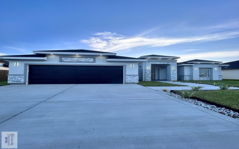 1320 MILANIA DR, LA FERIA, TX 78559, 4 Bedrooms Bedrooms, ,2 BathroomsBathrooms,Residential,For Sale,1320 MILANIA DR,29766690